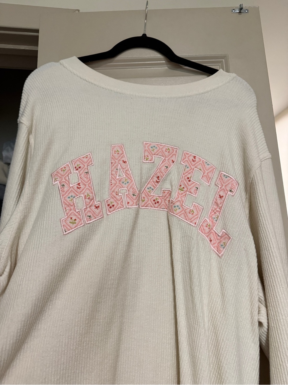 HAZEL BOUTIQUE White Ribbed Crewneck Sweater - XL